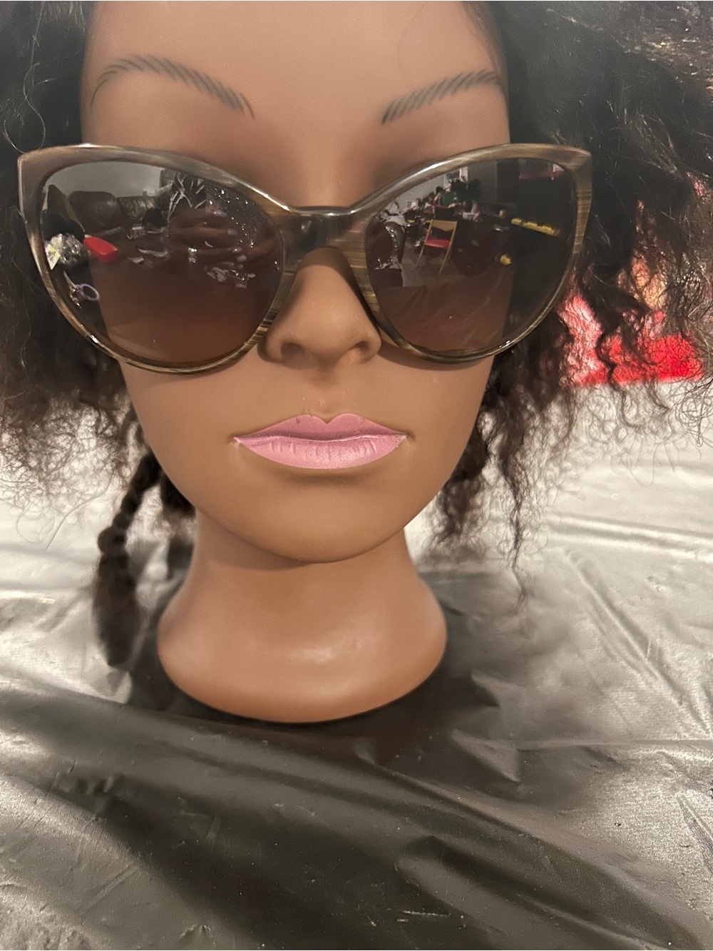 CHANEL Oversized Cat-Eye Sunglasses in Brown Gradient